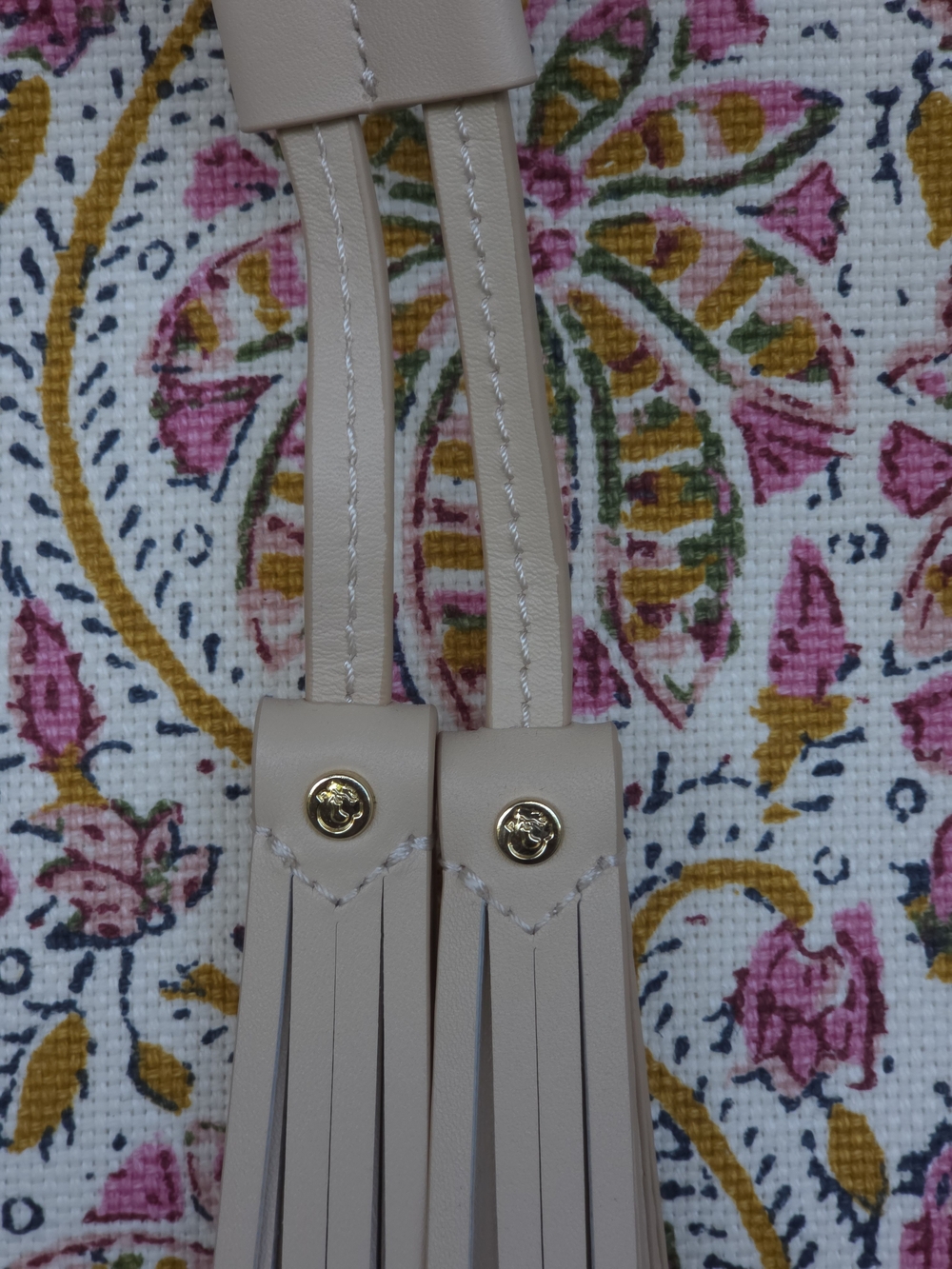 Spartina 449 Beige Floral Crossbody with Leather Tassels - Picture 3 of 13